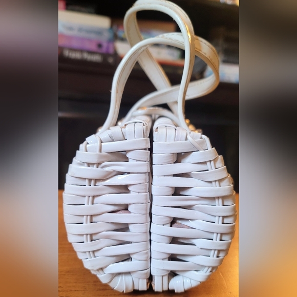 Vintage 1960's White Painted Wicker Bucket/Pail Purse Handbag Boho Retro Hippie - Picture 6 of 16